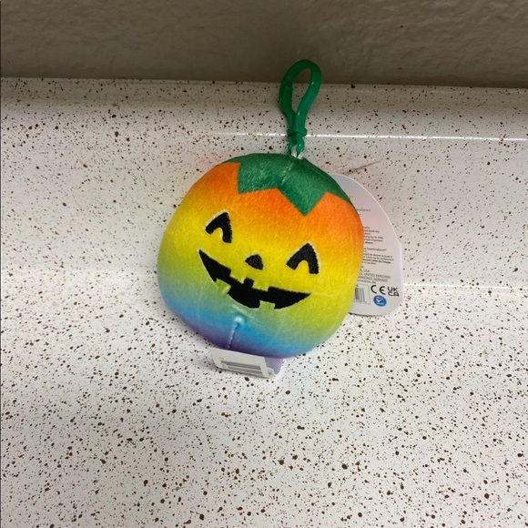 Squishmallows Other - Squishmallow Staley the pumpkin clip 3.5”
